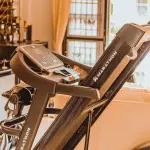 Il tapis roulant è l'attrezzo per fare attività motoria più utilizzato a casa