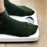 Misurare la massa magra con una bilancia pesapersone professionale